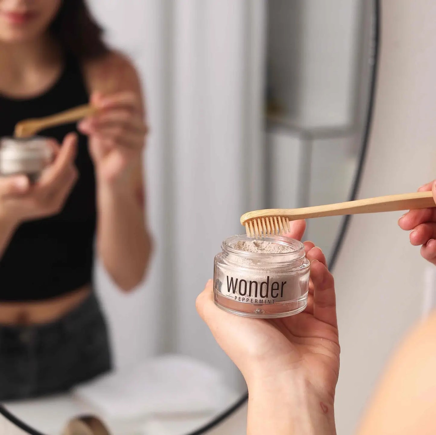 Wonder Oral Wellness Peppermint Tooth Powder